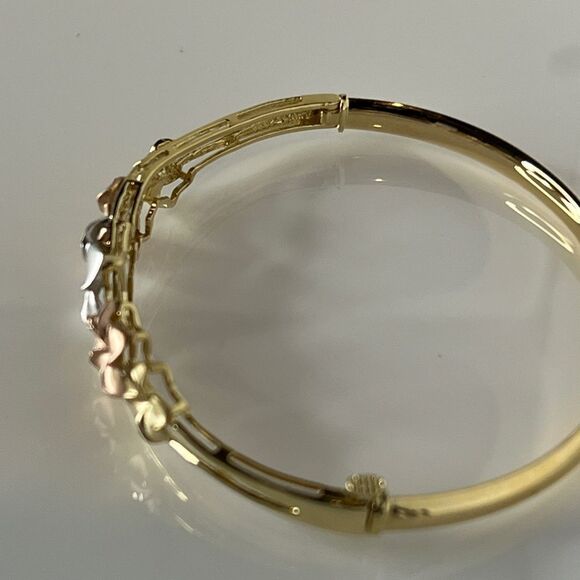 14k Tri-color Plumeria Hinged Bangle - Picture 12 of 14